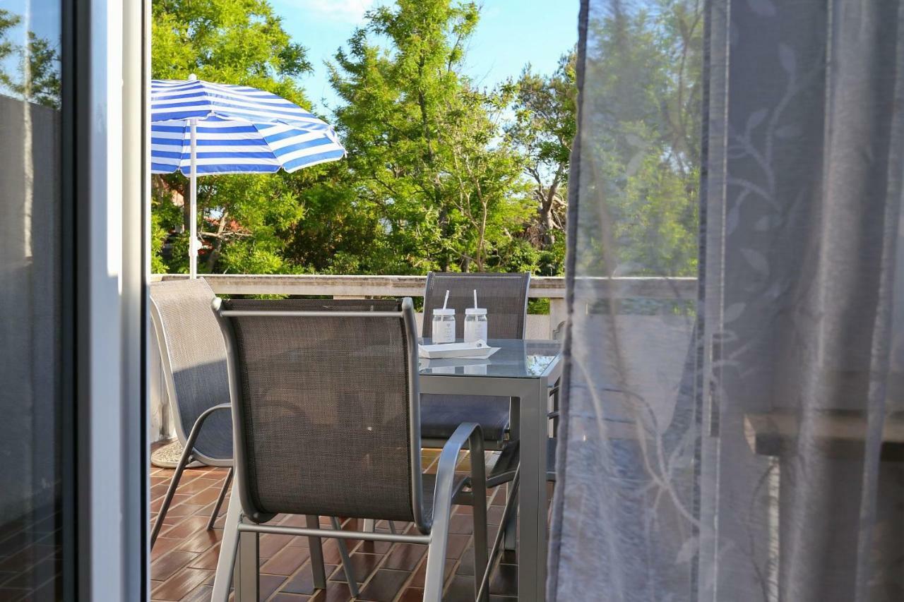 Apartments Golub Nin Dış mekan fotoğraf